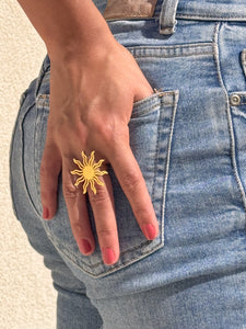 Anel SOL XL dourado