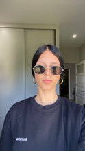 Load image into Gallery viewer, Óculos LS3063 cinza