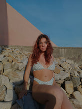Load image into Gallery viewer, BALEAL top - SAGE RAINBOW | Verde Militar
