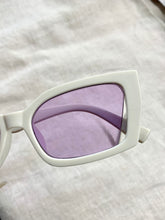 Load image into Gallery viewer, Óculos LS1904 Branco lente lilás