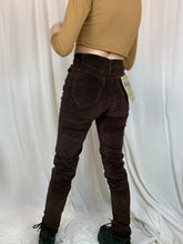 Load image into Gallery viewer, Calças CJ veludo • velvet jeans